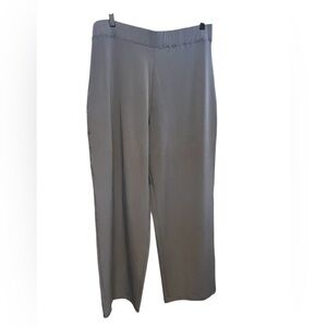 Woman’s Susan Graver Gray Liquid Knit elastic waist pull on pants size large
